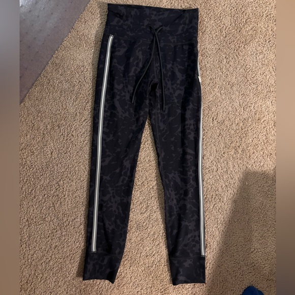 Vuori Pants - Vuori Daily Leggings